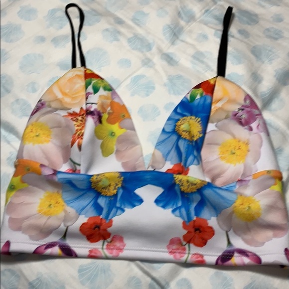 So lemio LOS angeles floral print crop top - Picture 2 of 6